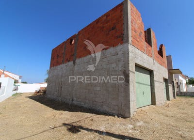 /international/pt/pavia-mora-braganca-310094394575/