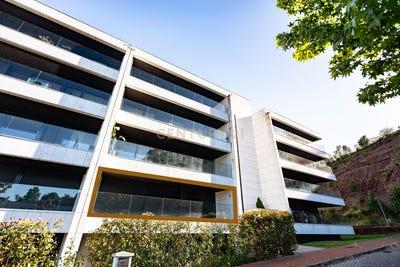 /international/pt/rua-quinta-da-portela-12-coimbra-portugal-santo-antonio-dos-olivais-coimbra-310108895326/
