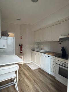 /international/pt/nazare-leiria-310099225557/