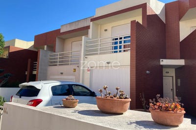 /international/pt/oeiras-lisbon-310093879949/