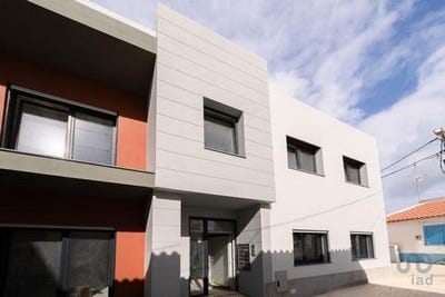 /international/pt/peniche-leiria-120092378555/