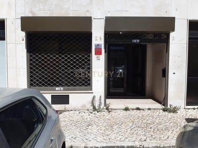 /international/pt/rua-cooperativa-a-sacavenense-sacavem-e-prior-velho-lisbon-310107703078/