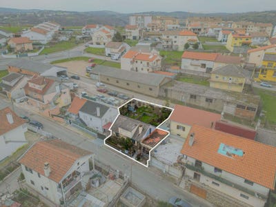 /international/pt/rua-de-luanda-braganca-portugal-se-setubal-municipality-310106410789/