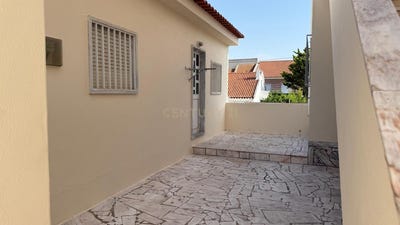 /international/pt/casal-de-cambra-lisbon-310100670932/