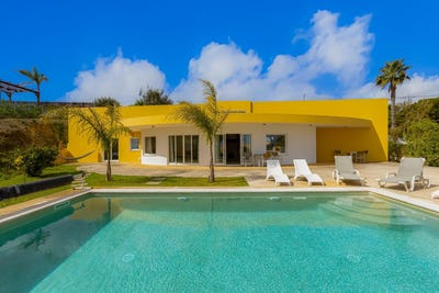 /international/pt/faro-lagos-lagos-sao-sebastiao-e-santa-maria-portugal-lagos-faro-310100856267/
