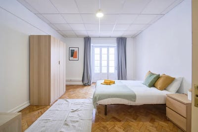 /international/pt/rua-alexandre-herculano-lisbon-lisbon-310098638726/