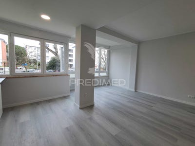 /international/pt/oeiras-e-s-juliao-da-barra-paco-de-arcos-e-caxias-oeiras-lisbon-310106395052/