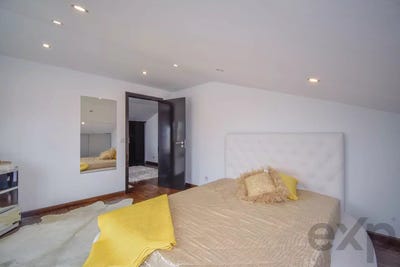 /international/pt/bairro-perna-de-pau-torres-vedras-lisbon-310108864662/?lang=de