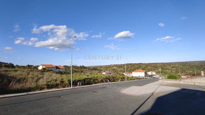 /international/pt/rua-1º-de-maio-22-5210-miranda-do-douro-portugal-miranda-do-douro-braganca-310102965561/