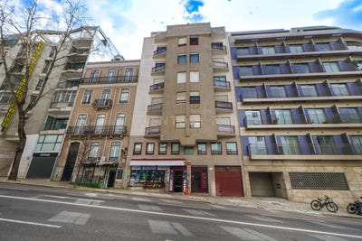 /international/pt/rua-do-conde-de-redondo-59-lisbon-portugal-santo-antonio-lisbon-310106480505/