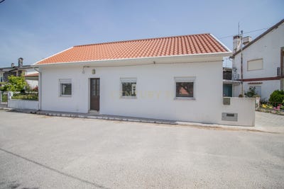 /international/pt/rua-escola-soure-coimbra-310108700984/