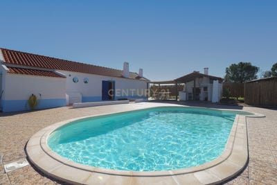 /international/pt/foros-da-casa-nova-santiago-do-cacem-portugal-sao-domingos-setubal-municipality-310103765470/