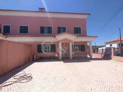 /international/pt/rio-de-mouro-lisbon-310101077927/