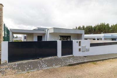 /international/pt/rua-fonte-do-feijao-rio-maior-aveiro-310096138655/