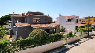 /international/pt/quelfes-faro-310106914725/