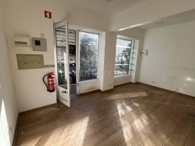 /international/pt/rua-antonio-feijo-13a-venteira-lisbon-310108699557/