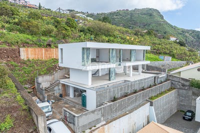 /international/pt/calheta-madeira-madeira-310105059340/