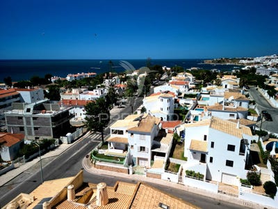 /international/pt/albufeira-e-olhos-de-agua-albufeira-faro-310101107482/?lang=zh-tw