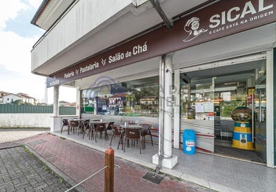 /international/pt/vila-de-cucujaes-aveiro-310107793545/