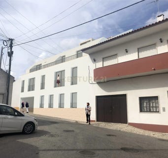 /international/pt/rua-da-ameixoeira-aveiras-de-cima-lisbon-310100662551/