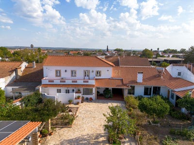 /international/pt/rua-primeiro-de-dezembro-32-pombalinho-portugal-pombalinho-santarem-310104042466/