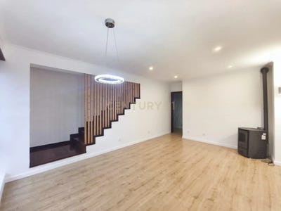 /international/pt/rua-ponte-nova-sitio-barrosa-bloco-1-1º-direito-apulia-braga-310106508628/
