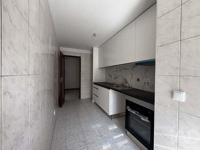/international/pt/baguim-do-monte-rio-tinto-porto-310108525835/