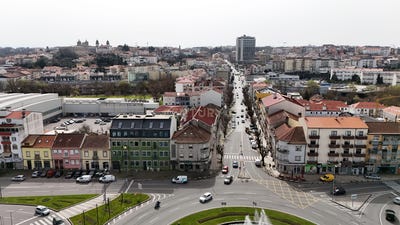/international/pt/avenida-doutor-antonio-jose-de-almeida-viseu-portugal-viseu-viseu-310106625428/