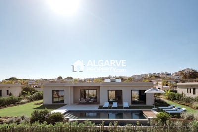 /international/pt/montenegro-faro-310109100632/?lang=th