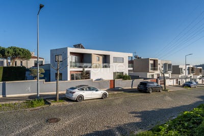 /international/pt/vila-do-conde-porto-310096768960/