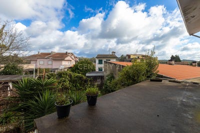 /international/pt/rua-central-da-ribela-82-sao-pedro-de-avioso-portugal-castelo-da-maia-porto-310105014455/