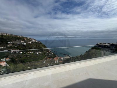 /international/pt/calheta-madeira-310107759439/