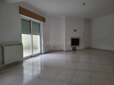 /international/pt/avenida-dos-condes-de-azambuja-azambuja-portugal-azambuja-lisbon-310103663563/