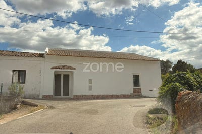 /international/pt/loule-faro-310108286128/
