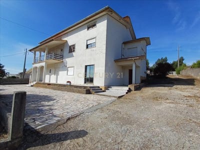 /international/pt/nacional-17-94-nogueira-do-cravo-aveiro-310108004653/