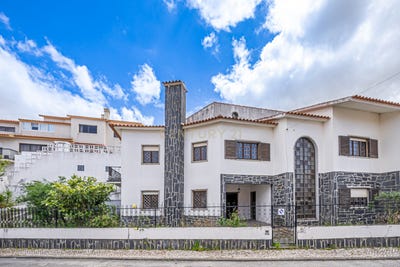 /international/pt/santa-maria-lisbon-310100666269/