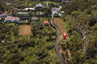 /international/pt/rua-da-caloura-22-9560-portugal-lagoa-e-carvoeiro-azores-310107523104/