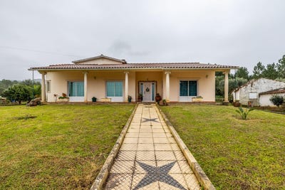 /international/pt/evora-de-alcobaca-leiria-310105793985/