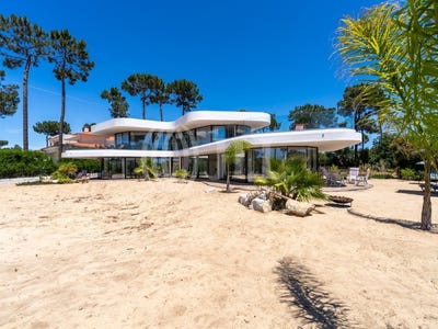/international/pt/charneca-de-caparica-setubal-municipality-310108865229/