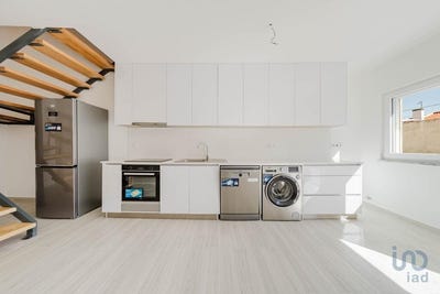/international/pt/ferrel-leiria-310102874566/