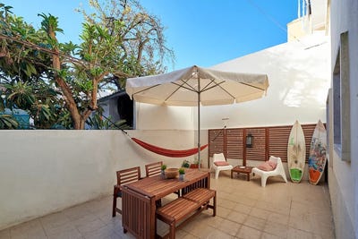 /international/pt/rua-barao-de-sabrosa-lisbon-lisbon-310093846046/