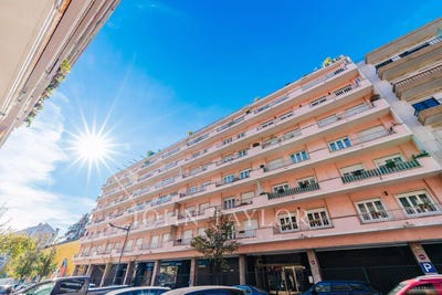 /international/pt/areeiro-lisbon-310104427154/