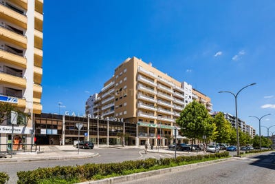 /international/pt/2410-152-leiria-portugal-leiria-leiria-310106684686/