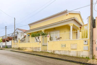 /international/pt/rua-tomas-de-alcaide-n1817-fernao-ferro-portugal-fernao-ferro-setubal-municipality-310108670880/?lang=de