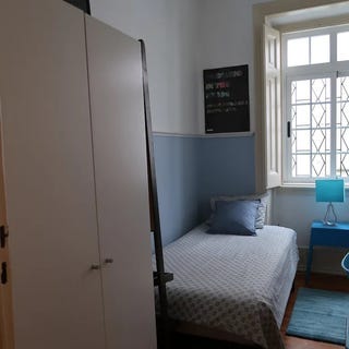 /international/pt/travessa-de-dona-estefania-lisbon-lisbon-310093838869/