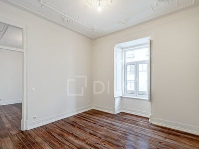 /international/pt/campo-de-ourique-lisbon-310107942678/