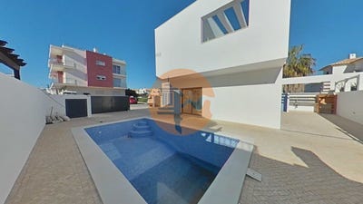 /international/pt/faro-faro-310096377056/