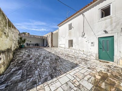 /international/pt/mafra-lisbon-310106192221/