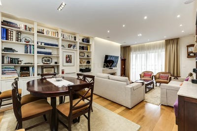 /international/pt/rua-alexandre-ferreira-33-lisbon-portugal-lumiar-lisbon-310108322952/