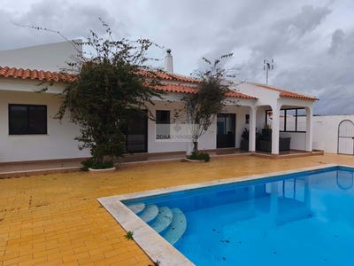 /international/pt/lagos-faro-310106775094/